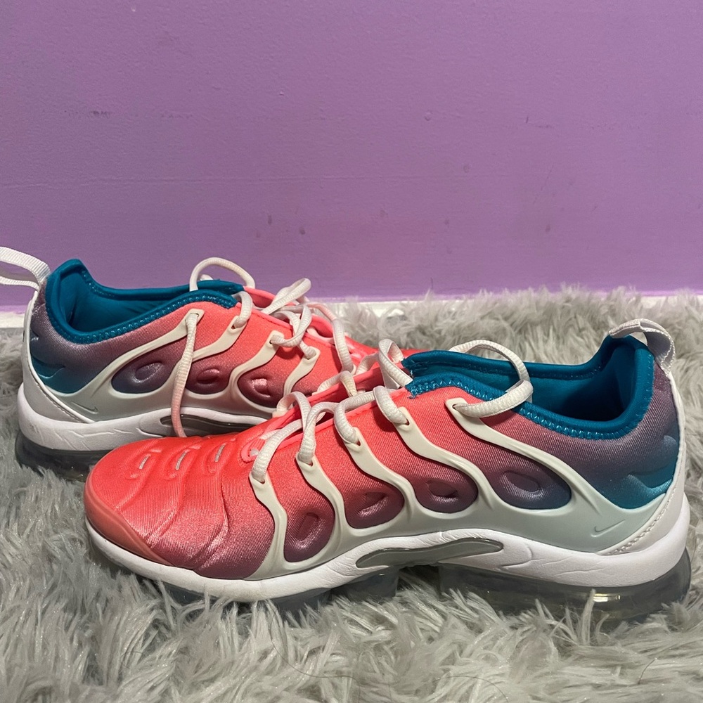 Nike Air Vapormax Plus Women’s Size 7 GREAT CONDITION